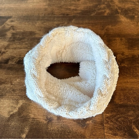 Sonoma•Cable Knit Infinity Scarf•Faux Fur Lining - Picture 1 of 4
